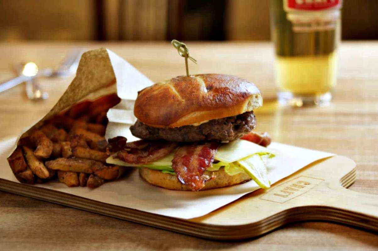 December 4th: Cheers with friends from Craft Beer Market | Eat North