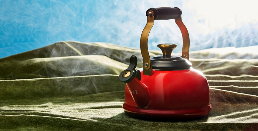 Hogwarts™ Express Kettle: Le Creuset x Harry Potter™ Collection