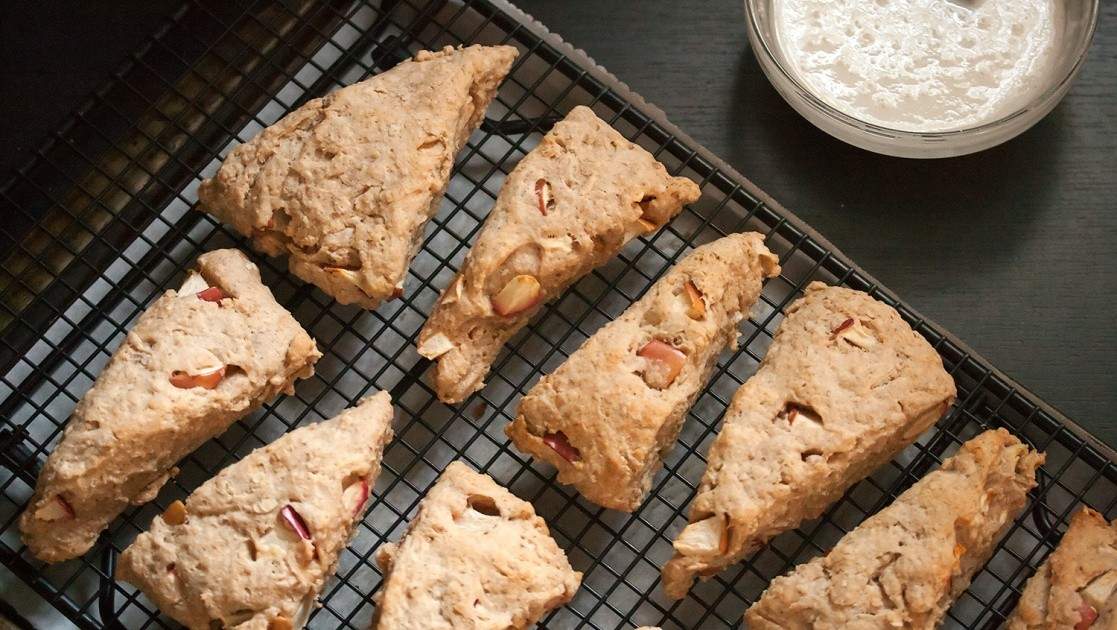 Spiced appleoatmeal scones with almond glaze Eat North