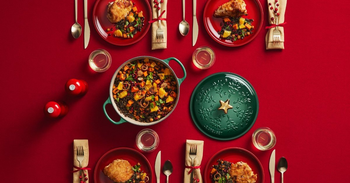 https://eatnorth.com/sites/default/files/styles/opengraph/public/field/image/le_creuset_holiday_collection_2023_canada.jpg?itok=yNZHFmhO