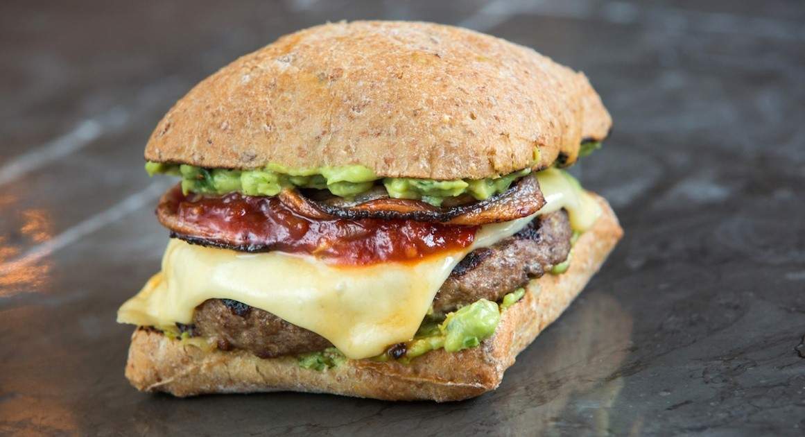 President's Choice Ontario burger Great Lakes Guac burger Eat North