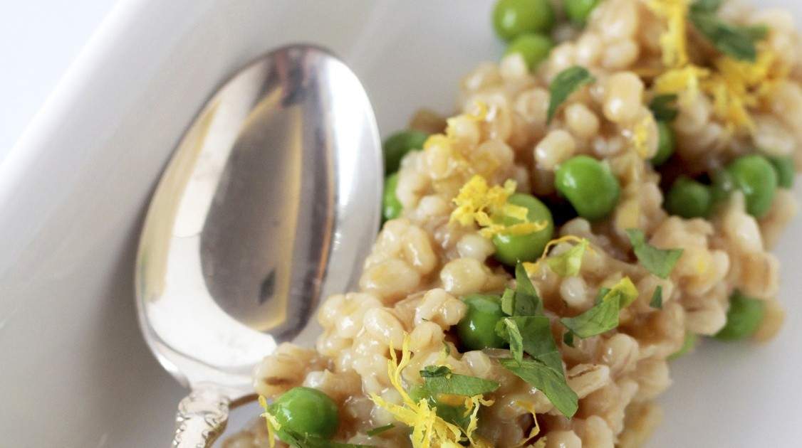 Barley risotto with lemon, leeks and peas Eat North