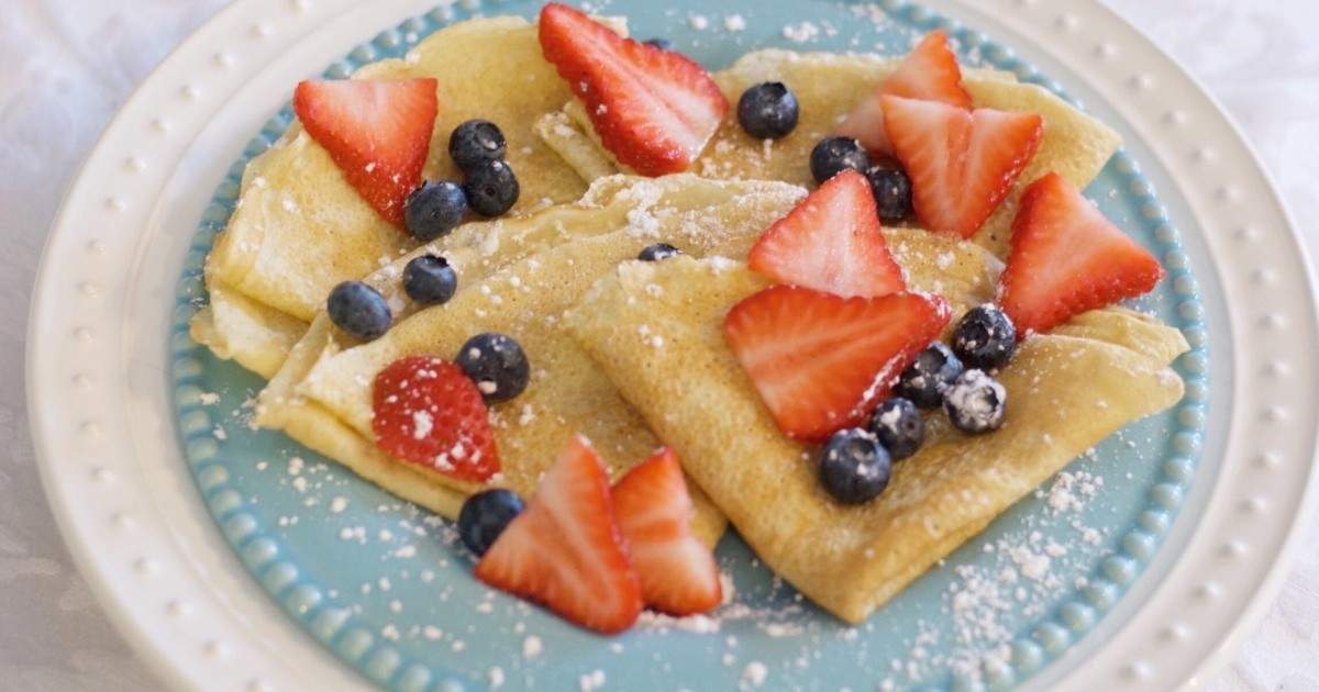 Twin Kennedy's vanilla berry crepes Eat North