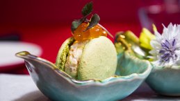 Photo of Minami's Chilean crab salad macaron by Maria Gonzalez