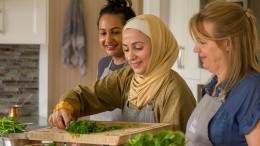 Suha showcasing traditional Arabic cooking through Vancouver's new In My Kitchen culinary experience venture. Image for Daily bite: In My Kitchen brings homestyle cultural dining to Vancouver