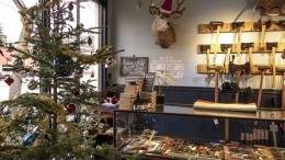 Image for Daily Bite: Embrace the holidays with Knifewear’s Christmas in the ‘Hood this Thursday