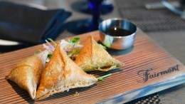 Samosas at Globe@YVR. Photo by Stephanie Arsenault.