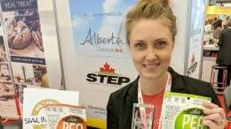 Elysia Vandenhurk with her award-winning new Saskatchewan-made product Image for Daily bite: Saskatchewan's Three Farmers wins gold at 2018 SIAL Innovation Contest