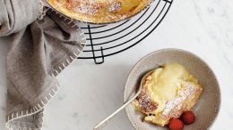 Image for Anna Olson's warm lemon saucing cake