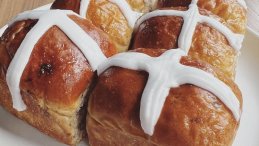 Image for Naramata Inn’s hot cross buns