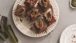 Image for (Sea)weed brownies from the Lure cookbook