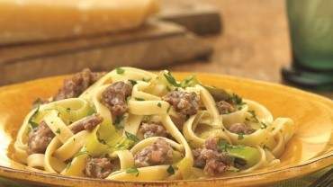 Image for Creamy fettuccine with Italian sausage and leeks