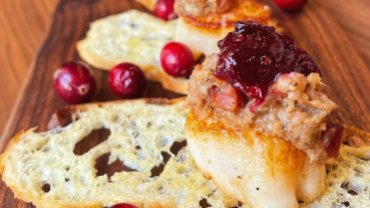 Image for Chef Ned Bell’s roasted cranberry scallops