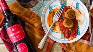 Image for Rioja, bacon and tomato sauce