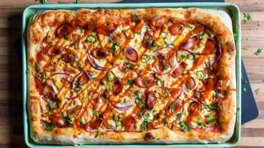 Image for Spicy Hawaiian chipotle BBQ turkey pizza