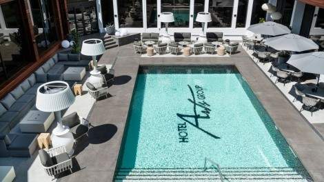 Image for Daily bite: Hotel Arts unveils new poolside experience