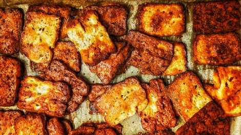 Image for How to make halloumi chips