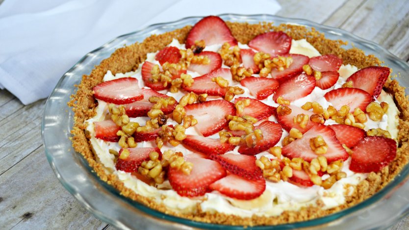 Banana split pie recipe