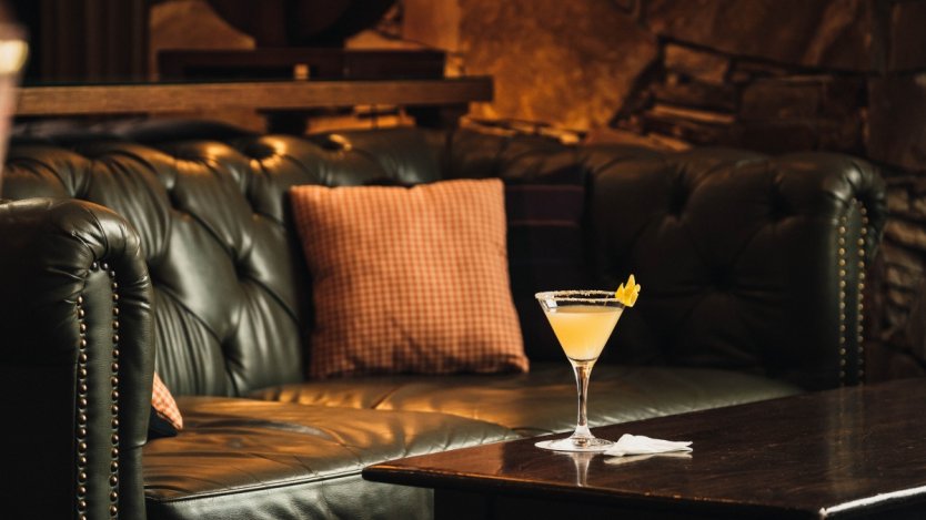 Image for Mallard Lounge's Bee's Knees cocktail
