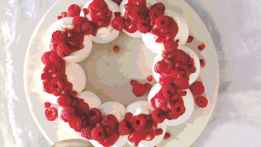 Image for Ricardo's raspberry and pomegranate pavlova wreath
