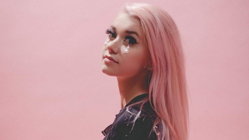 Image for One Day in Calgary: pop artist Terez