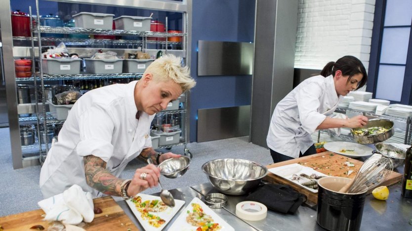 Chef Shelley Robinson (left) and Lauren Marshall in the Top Chef Canada kitchen. Top Chef Canada season 4