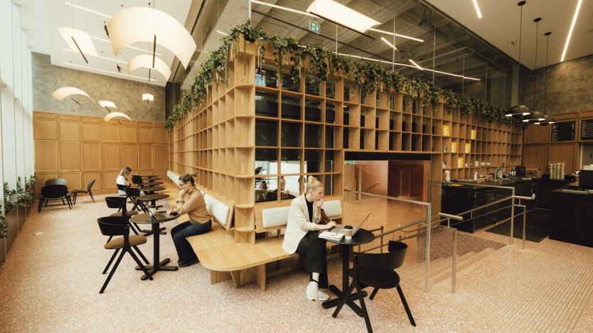 Photos by Cristopher Giannakos