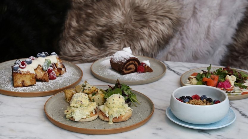 Image of Glowbal's 2021 Santa Brunch Buffet via Facebook