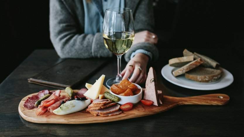 Image for Banff Lake Louise offers après ski for everyone