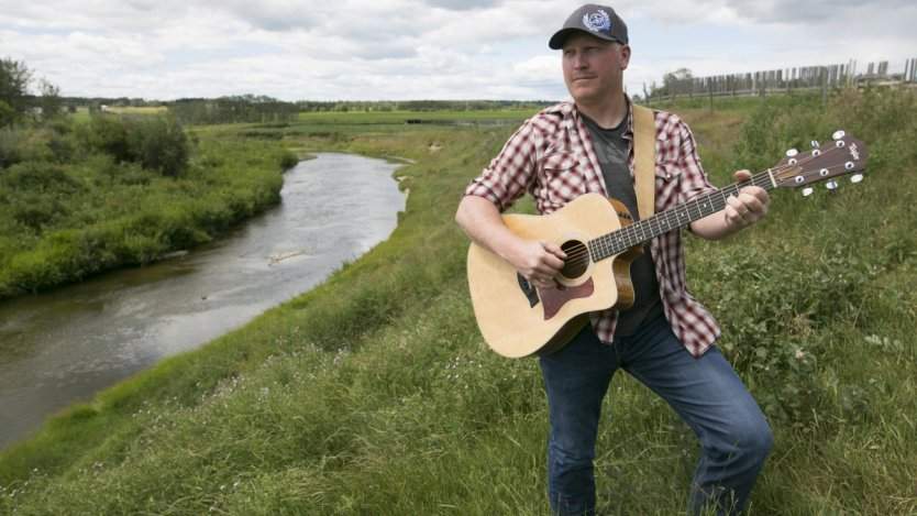 Image for One day in Olds, AB: singer-songwriter Dustin Farr