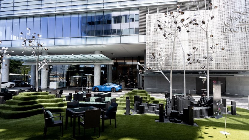 Photos by Charlie Dixon Photos by Charlie Dixon