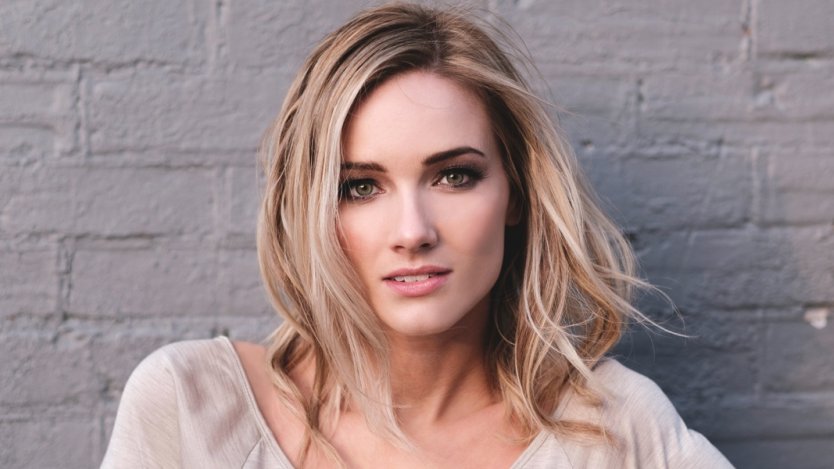 Image for One day in Uxbridge and Oshawa: singer and songwriter Leah Daniels