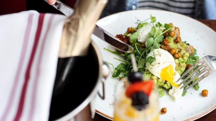 Image for Daily Bite: Méchant Boeuf hosts Old Montreal’s first drag brunch during Montreal Pride