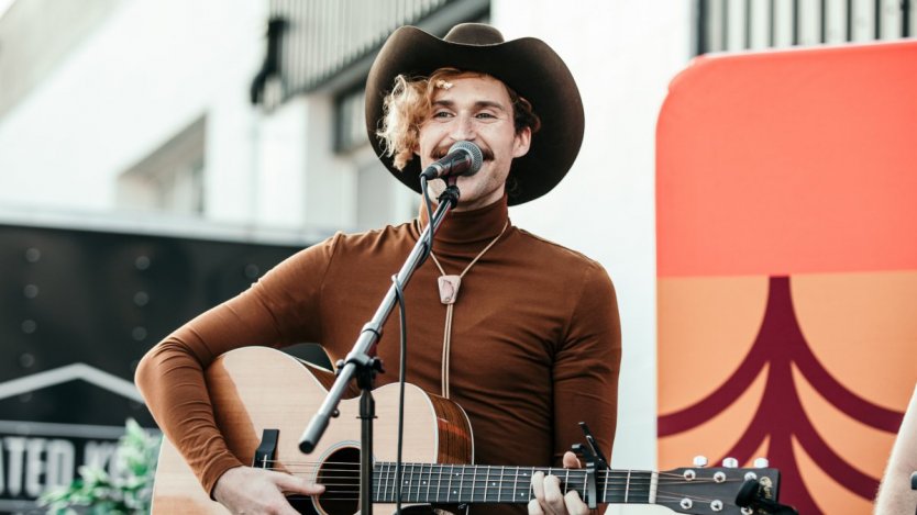 Photo of Robert Adam performing in July, 2021 by Michelle Spice Photography.