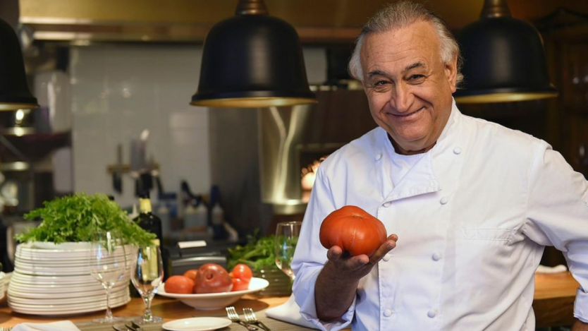 chef Umberto Menghi awarded Order of the Star of Italy