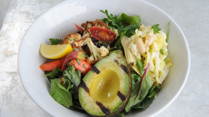 daily-bite-tractor-everyday-healthy-foods-opens-its-first-eastern