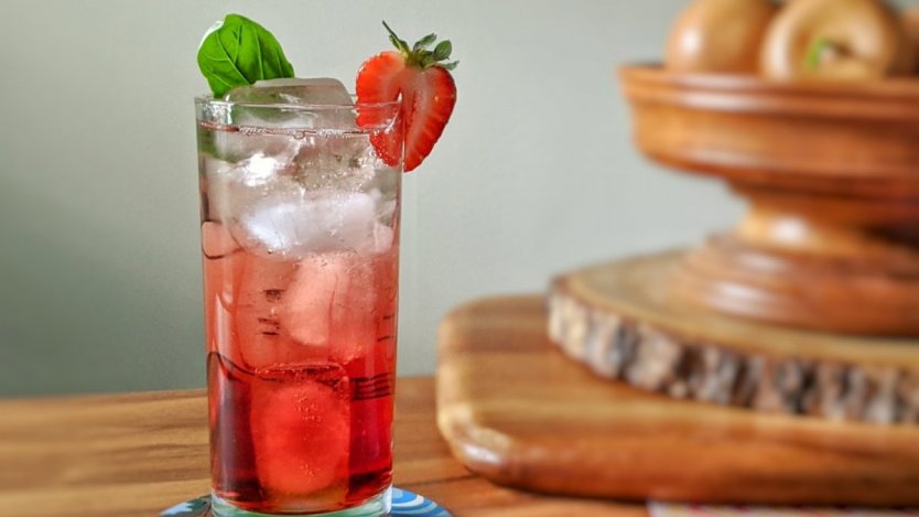 Image for Bubbles and The Bear cocktail