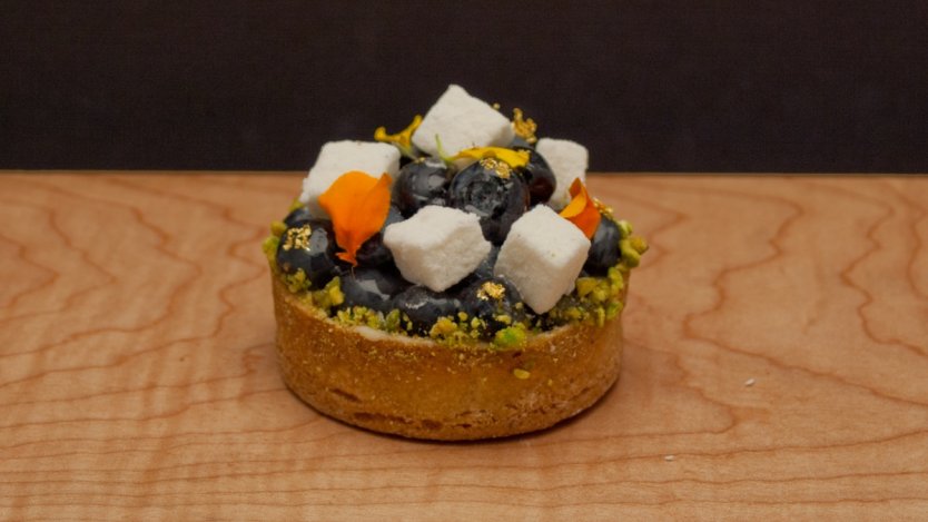 Image for Thomas Haas' blueberry lemon tart with vanilla marshmallow