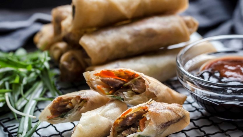 Image for Hoisin turkey spring rolls